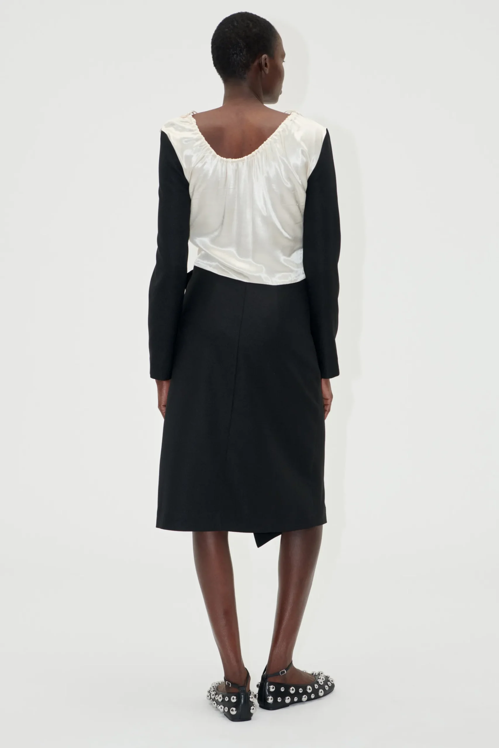 STINE GOYA Wrap Midi Dress - Black / Butter Milk Fashion